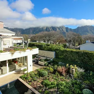 https://thirty-on-grace.hotels-capetown.com