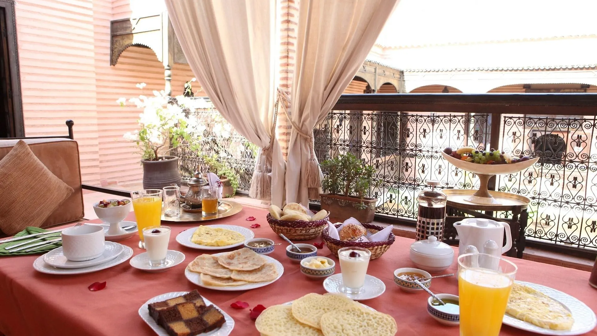 *****  Riad Ilayka Hotel Marrakesh Morocco